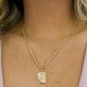 Cheap Gold Plated Letter T Charm Necklace For Girlfriend - Jewenoir